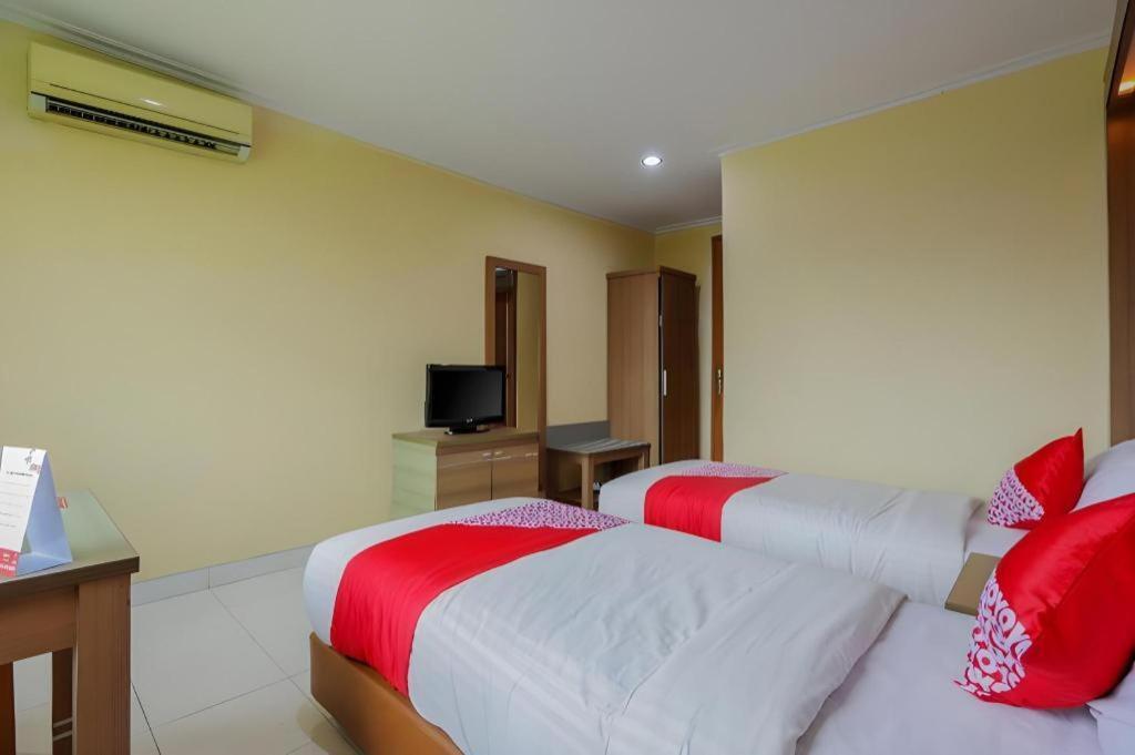 Hotel Senen Indah Syariah Jakarta Eksteriør billede