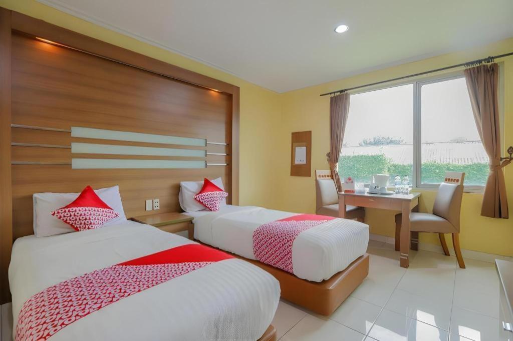 Hotel Senen Indah Syariah Jakarta Eksteriør billede